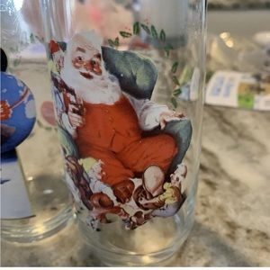 Vintage Set of 3 Christmas Coca Cola Haddon Sundblom Santa Glasses Series II